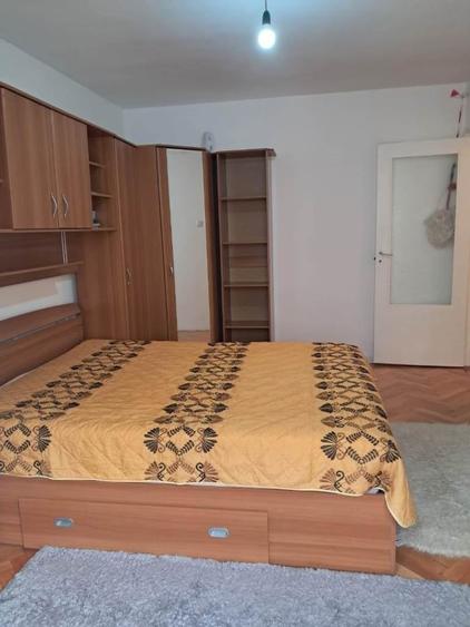 Garsoniera etaj 2 in Vasile Aaron - 5