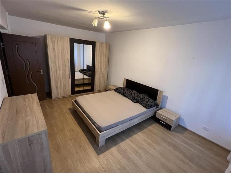 Ap 3 camere,parter, balcon, ultracentral- Scoala 9 - 7