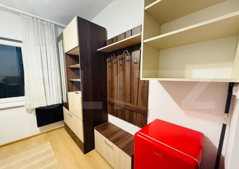 Camera moderna cu baie proprie, 12 mp, zona - Astra - 8