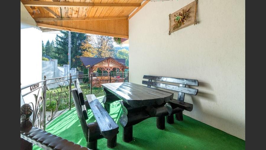 Complex turistic de vânzare, chiar în centrul stațiunii Durău. - 8