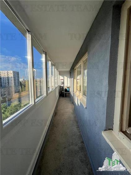 Apartament 3 camere + 2 balcoane cu o priveliste senzationala si pe fata si pe s - 2