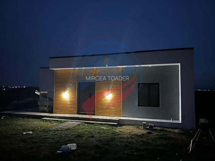 CASA 4 CAMERE PE PARTER ZONA SELGROS