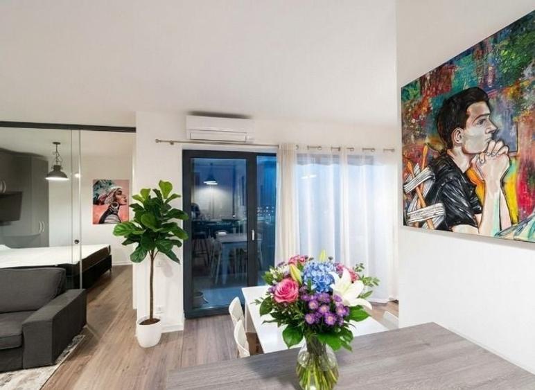 Studio Boutique cu Design Modern & Vedere Panoramică – Cloud9 - 1