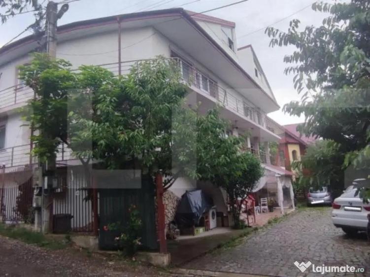 Casa de 13 camere, 700mp, zona Pacurari - 1