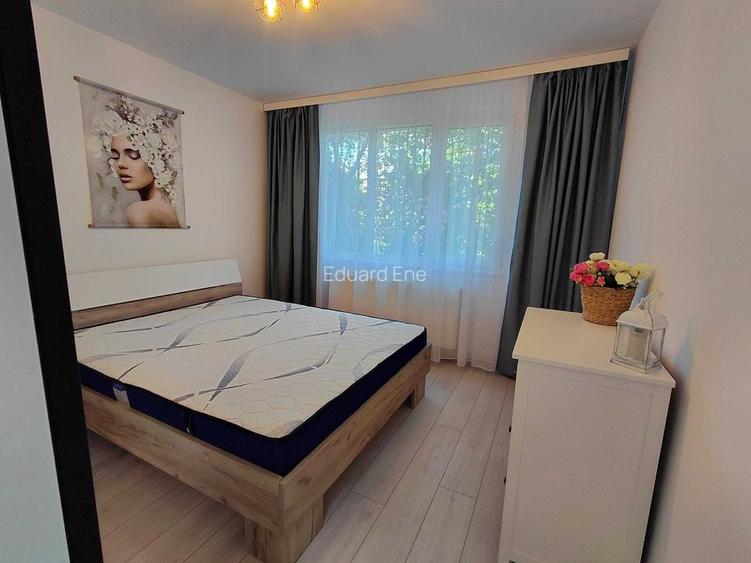 Apartament cu 2 camere semidecomandat în Micro 16 Apartament cu 2 camere semidecomandat în Micro 16
