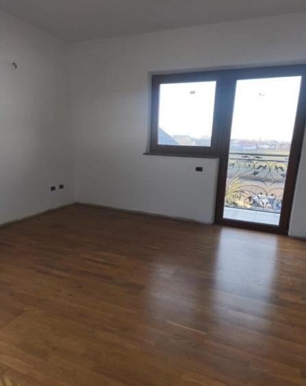 Casa finisata, teren 2500mp, Marginea - 27