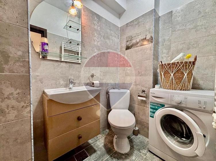 Apartament cu 2 camere decomandat, mobilat în Central