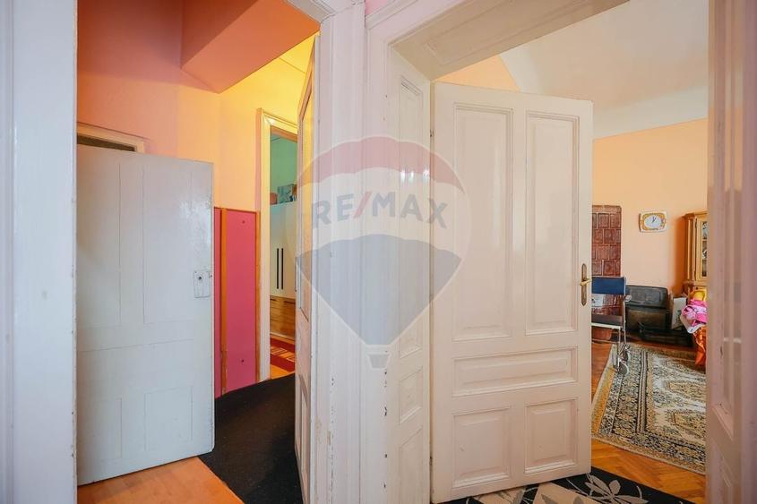 Spatiu ultracentral in Oradea, 171 mp, clinica sau birouri, de vanzare - 24