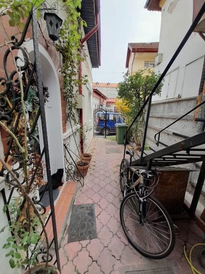 2 cam.la curte, Gara -Plevnei - 7