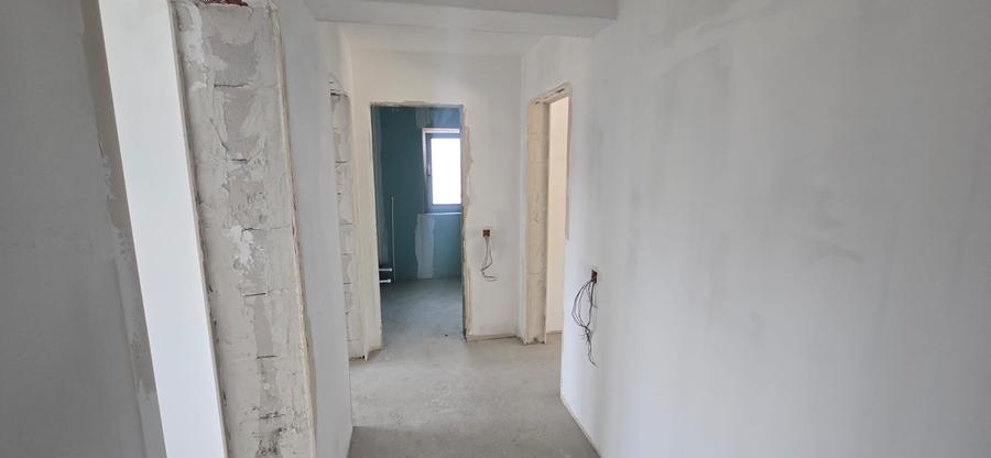 Agigea-Primarie, vila P+1, SD 125 mp, 4 camere, teren in proprietate de 260 mp - 9