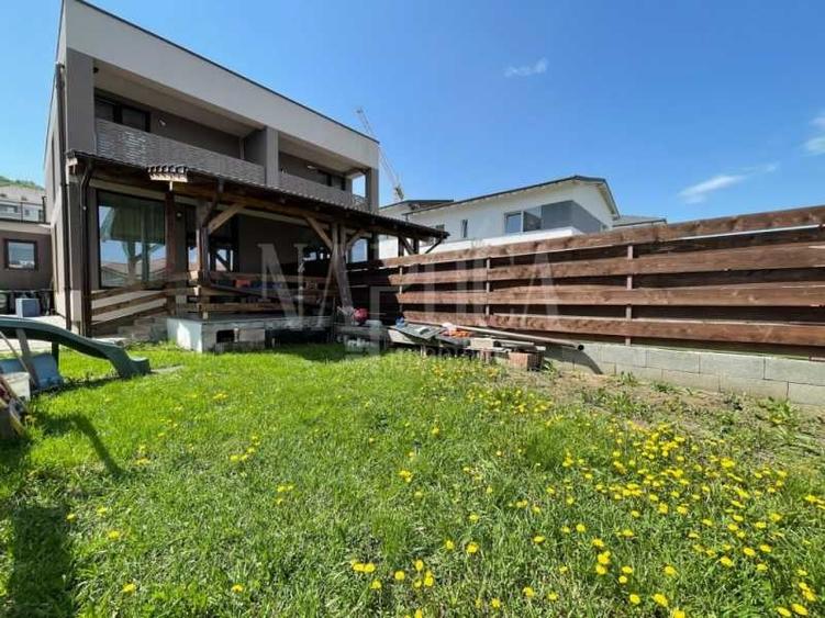 Casa 3 camere de vanzare in Floresti - 2