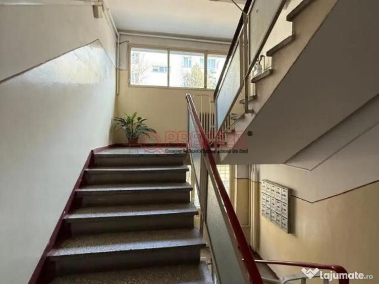 3 camere -Bd Brancoveanu Str Resita - 12