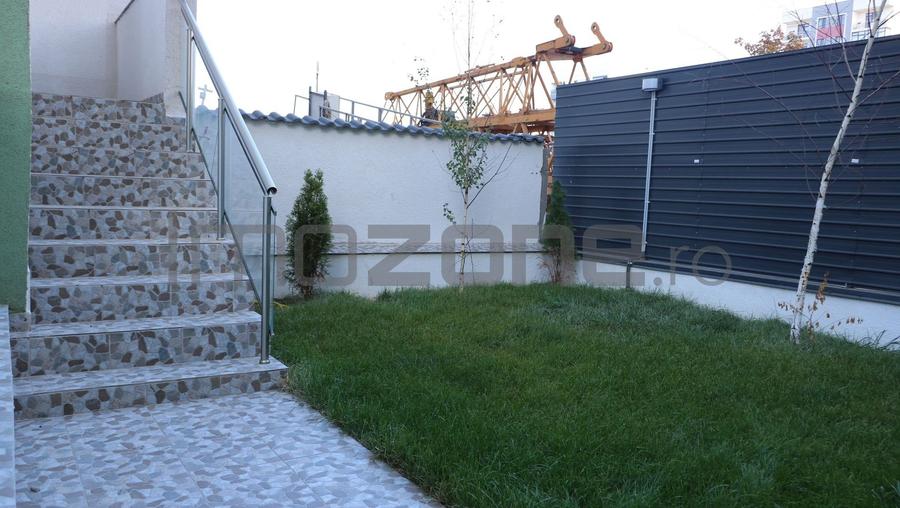 3 CAMERE LA PARTER CU CURTE PROPRIE DE 57MP,  2 BAI, POZITIE PE SUD, COMISION 0% - 10