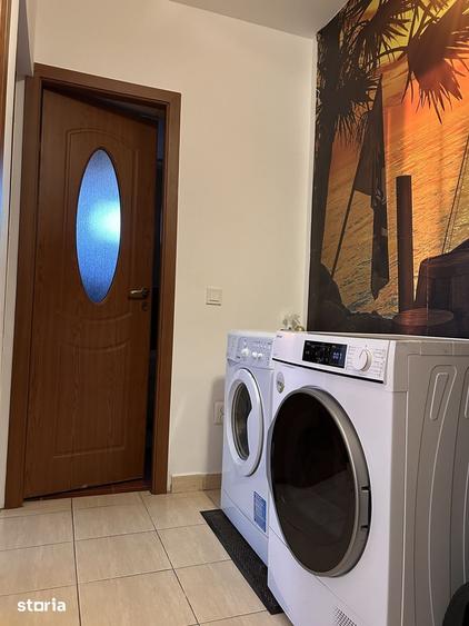 Apartament cu 3 camere decomandat în Nicolina