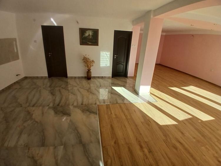 Casă cu 4 camere în Câlnic