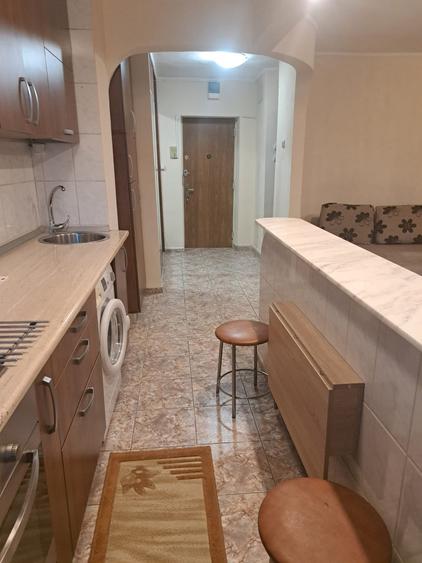 Vitan, garsoniera, 3 minute mall Vitan, 320 euro, etaj 2,  bloc reabilitat - 9