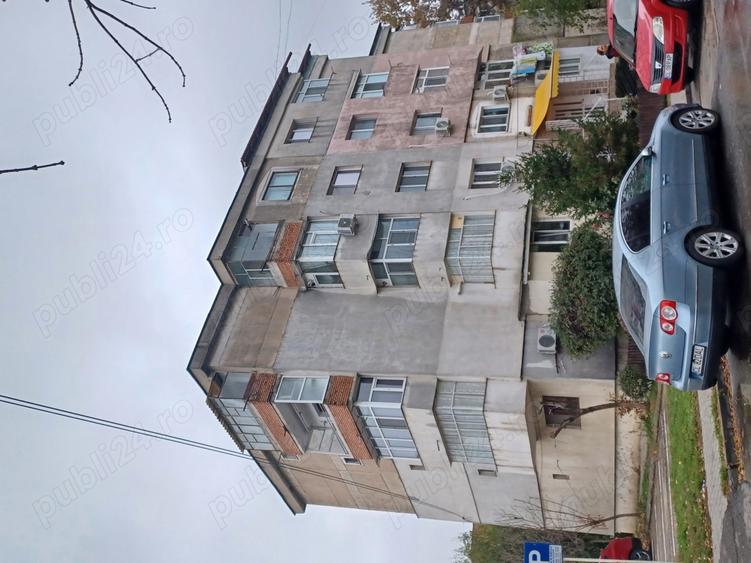 urgent ap 2 cam 68 mp decomandat zona bazzar la 1 minut de piata orizont - 5