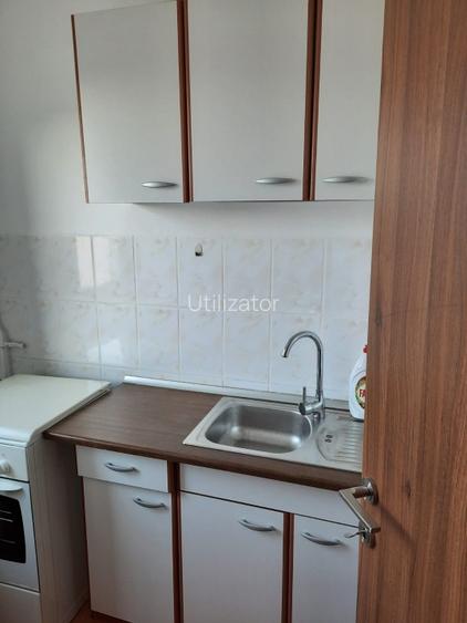 Proprietar ofer spre inchiriere garsoniera in Drumul Taberei, Favorit