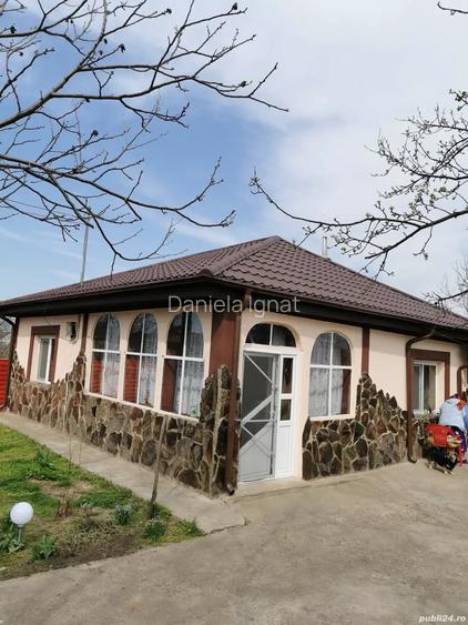 Casa de vanzare