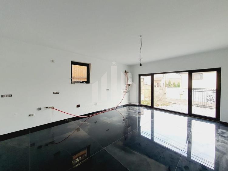 Casa individuala | 240 mp | 502 mp teren | Cetate - zona Piata - 6