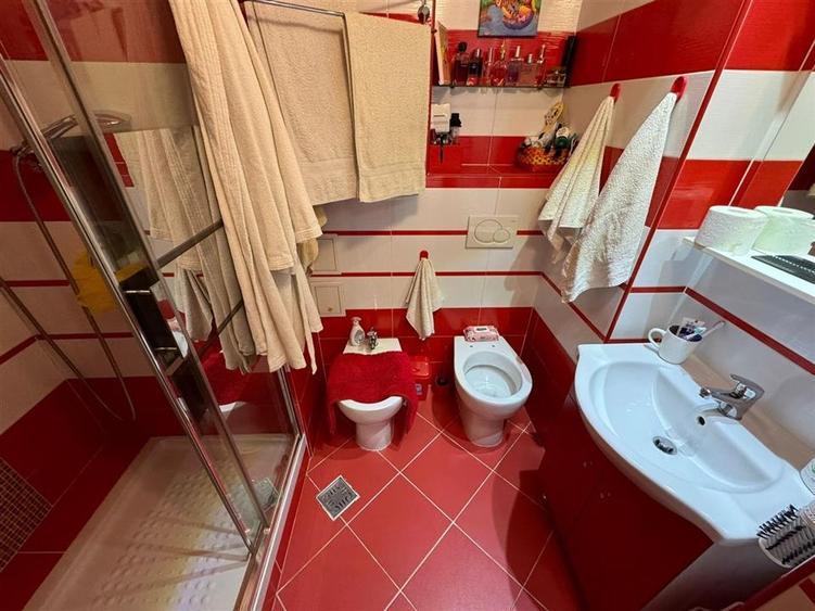 Apartament 3 camere, etaj 2, zona ultracentrala, renovat complet - 15