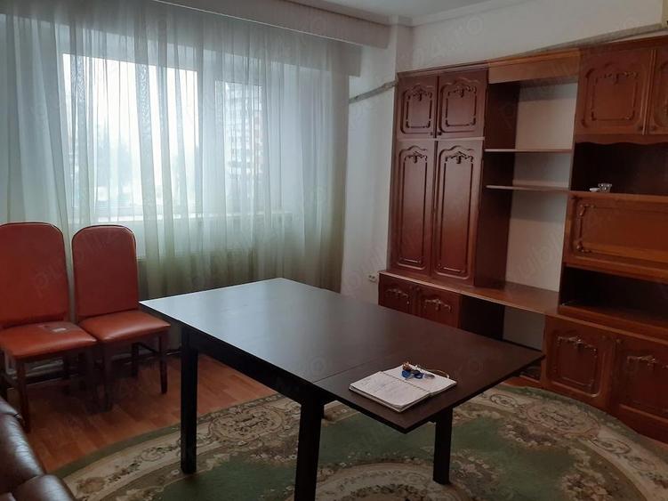 Inchiriere 3 cam. cf.1 dec. etajul 3 din 7, cu suprafata utila 70. + balcon 14.ml., zona Bariera - 6