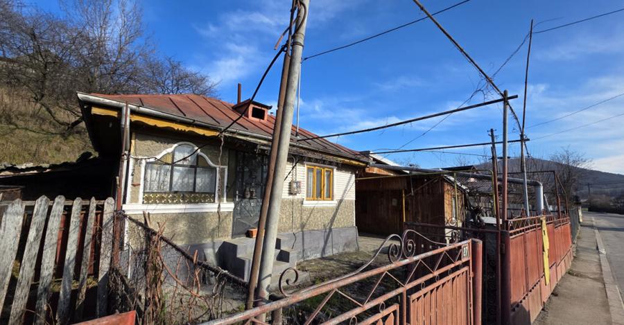 Casa cu 600mp de teren Aproape de centru Valenii de Mu - 15