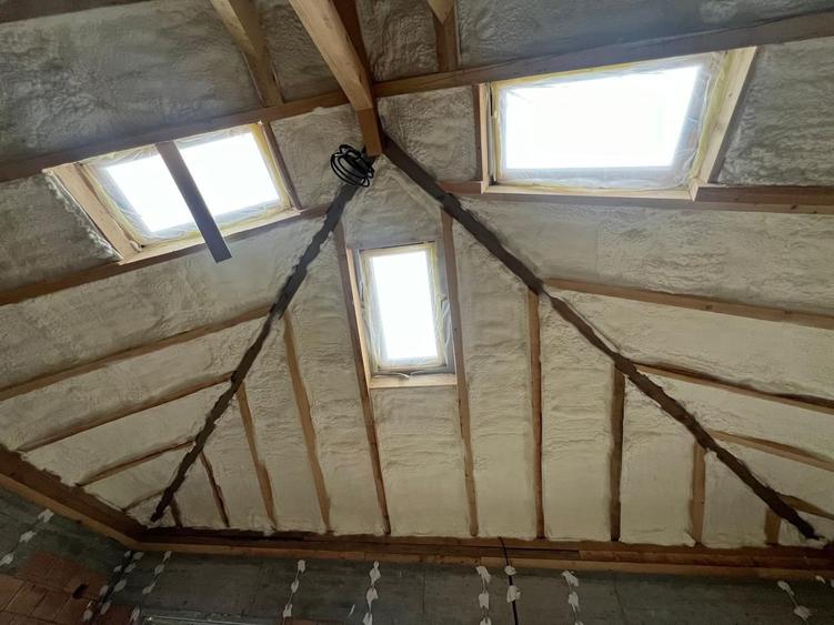 Casa la cheie 130mp 4 camere,2 băi,700mp teren,Livezeni - 12