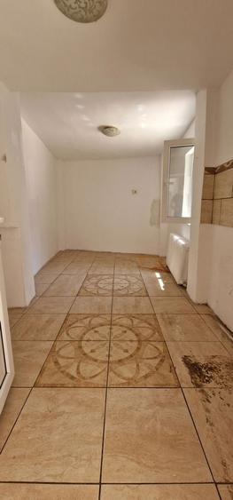 Apartament situat in zona Peninsula, ideal birouri. - 7