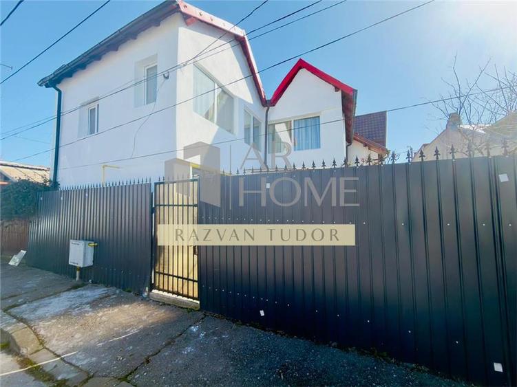 Casa 4 camere , semifinisata , cu beci , Ploiesti ,zona centrala - 1