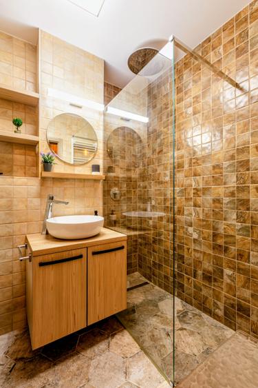 OCAZIE: Apartament cu 2 camere, LUX, la cheie! - 12