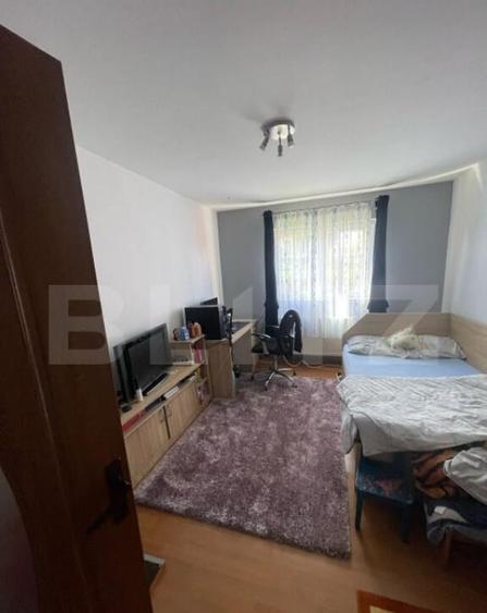 Casa cu 3 camere, 90 mp, 2 anexe gospodaresti si teren de 30 - 16