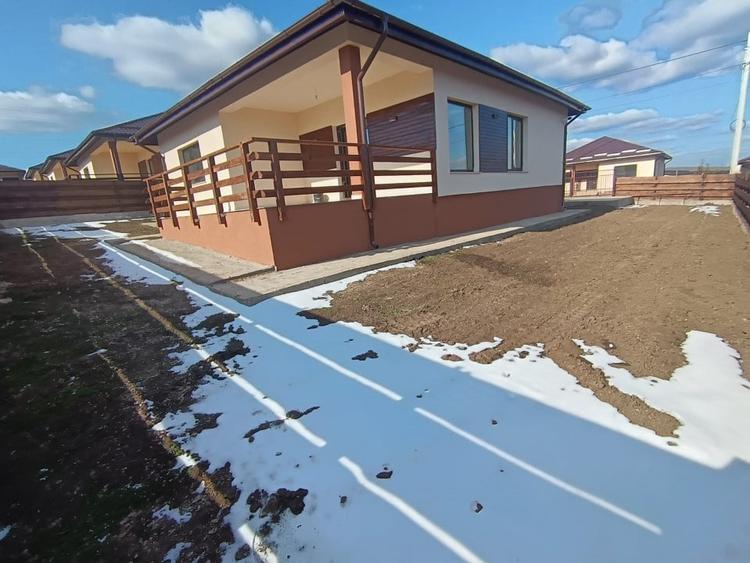 CASA SINGLE DEOSEBITA 4 CAMERE,VALEA LUPULUI ,IASI - 5