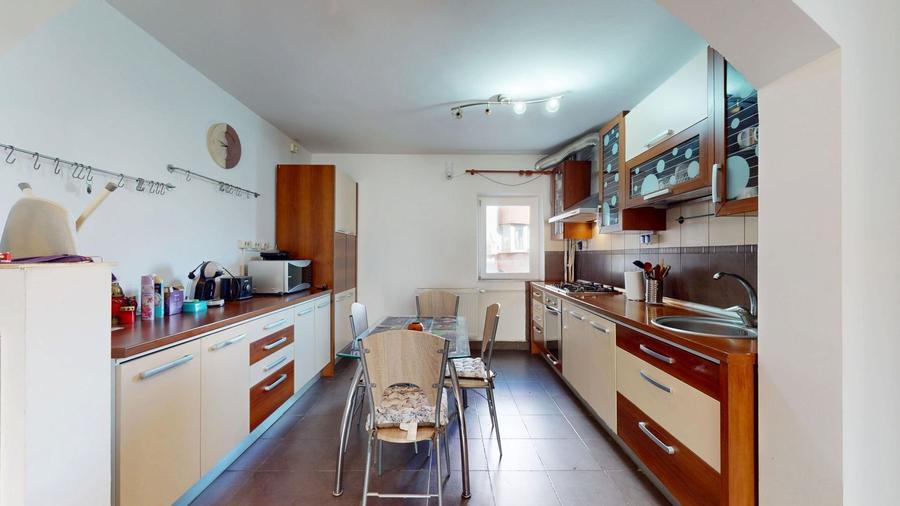 13 SEPTEMBRIE - Sebastian | 4 camere Bloc 1989 etaj 6/8 - 1