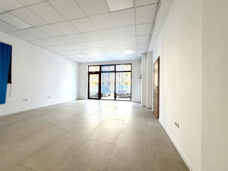 SAD - Dumbravita, spatiu comercial de inchiriat - zona centrala - 2