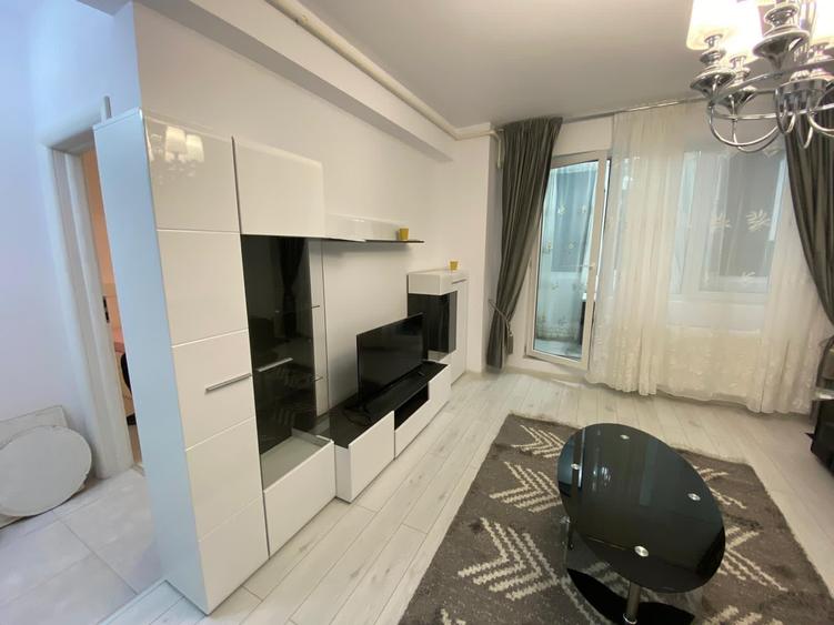 Inchiriere apartament Rezervelor- Militari Residence - 2