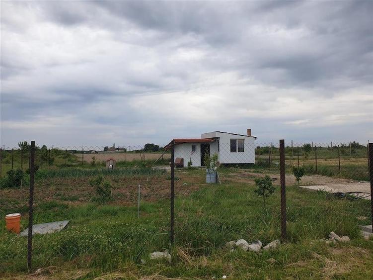 Teren intravilan cu cabana in Pausa - 4