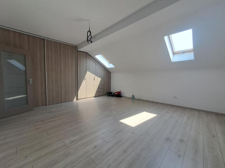 Vila Sector 4,Soseaua Berceni,Aparatorii Patriei - 13