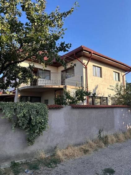 OCAZIE SE VINDE VILA SPATIOASA IN ORASUL PANTELIMON IF APROAPE DE CENTRU - 3