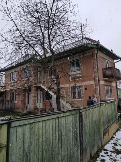 Vand casa cu etaj P+E,in centrul comunei Madarasi. - 3