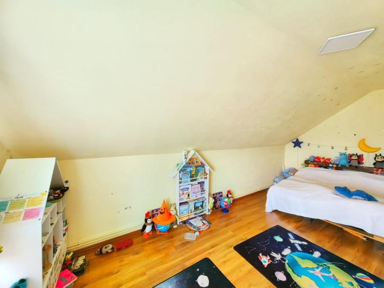 Casa Inedita , 300 mp utili, P+M,  5 bai, 6 dormitoare , 1975 mp teren,  Sacalaz - 13