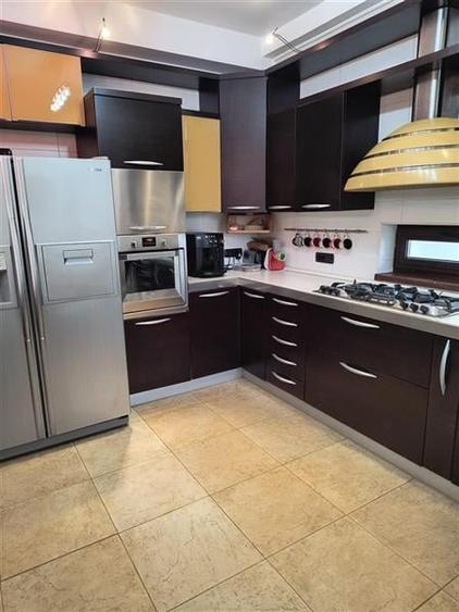 Vila deosebita cu spatiu de curte, situata in cartierul Florilor, Brasov - 9