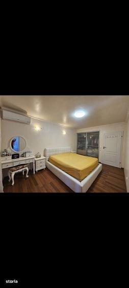 Casa spa?ioasa cu garaj, aproape de lac - 3