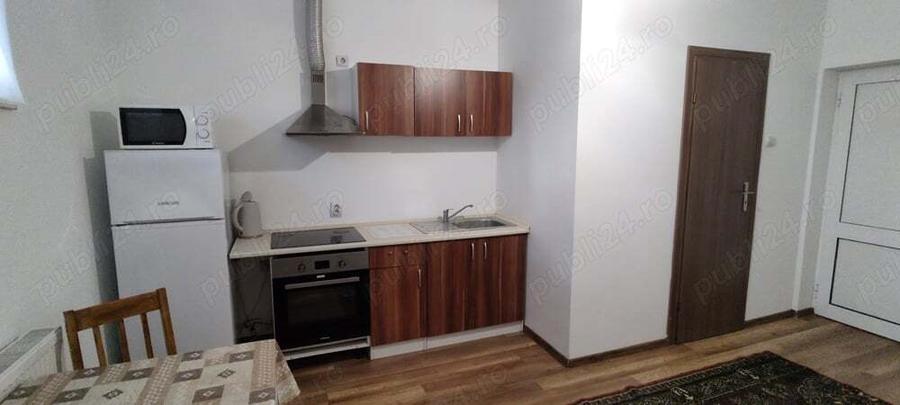 Garsoniera zona 7 Noiembrie - 7