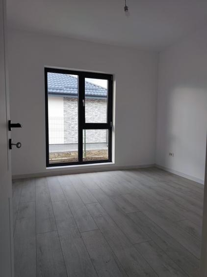 FARA COMISIOANE in Gulia casa cu 4 camere 2 bai terasa PARTER+pod placa la cheie - 22