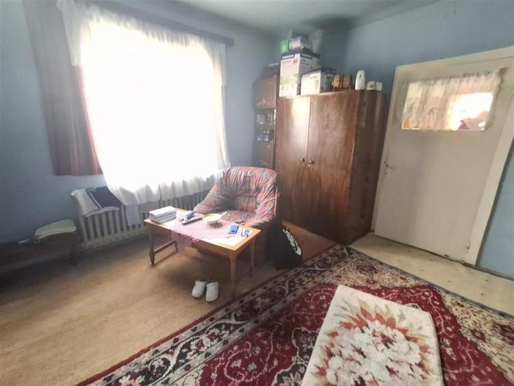 Casa 2 camere 120 mp teren zona Vasile Aaron - 2