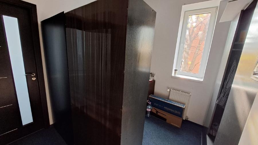 Spatiu Birouri  zona piata Victoriei, Piața 1 Mai, Turda, Arcul de Triumf - 6