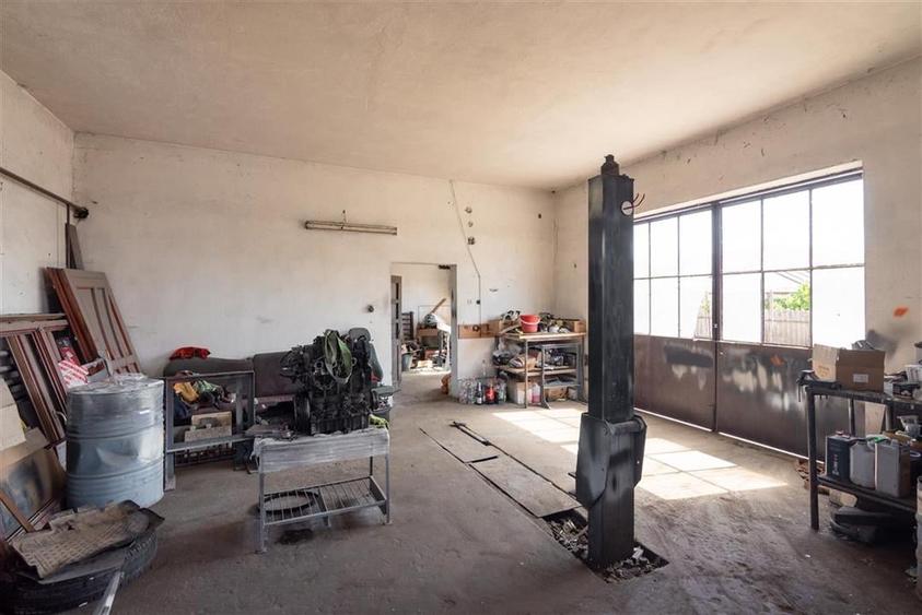 RECO Casa cu Atelier de lucru si teren mare - Santion - 52