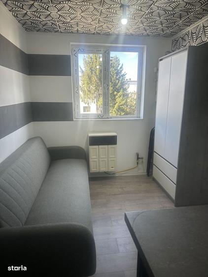 Campina - central - garsoniera renovata/mobilata - 350 Euro/Luna - 2