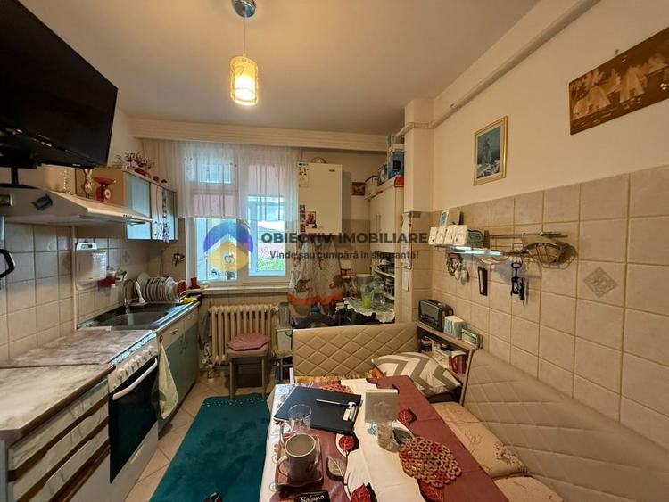 Apartament spatios 3 camere - zona MARATEI  66 MP - 9